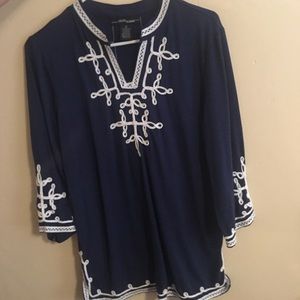 Embroidered tunic top